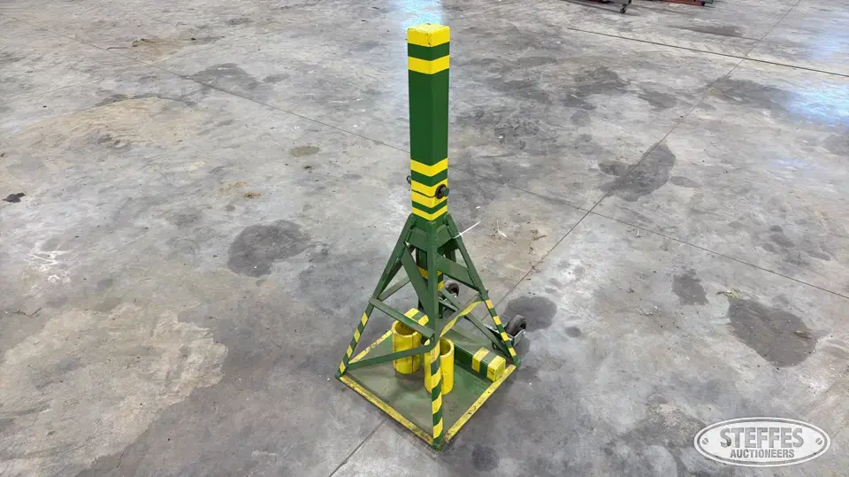 Shop-built jack stand Shop Equipment-Other
