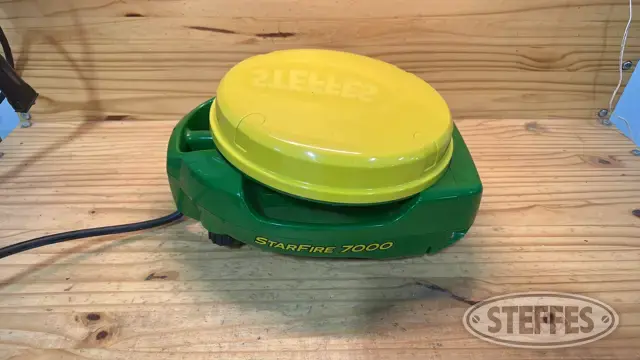 John Deere StarFire 7000