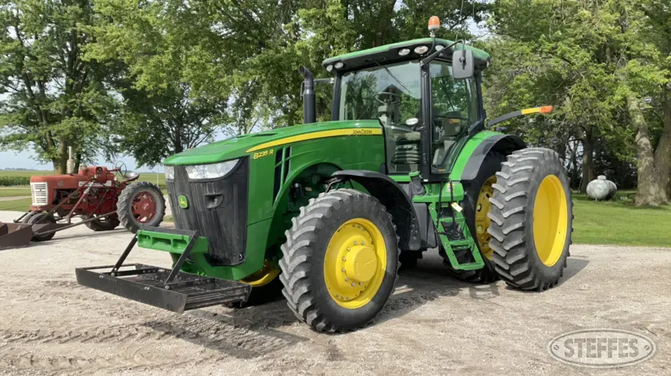 2011 John Deere 8235R MFWD Tractor