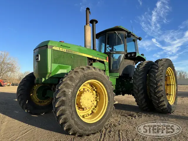 John Deere 4650