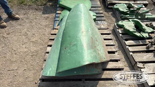 John Deere fender