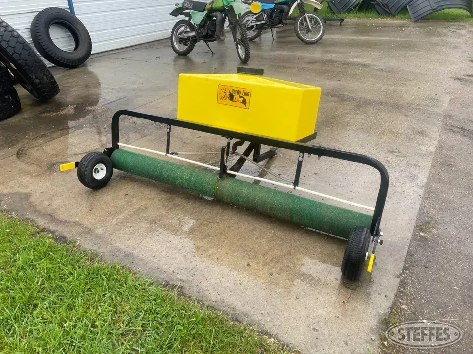 Dandy-Lion Killer Lawn Sprayers and Spreader