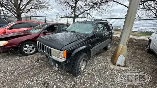 1996 Jeep Grand Cherokee Laredo