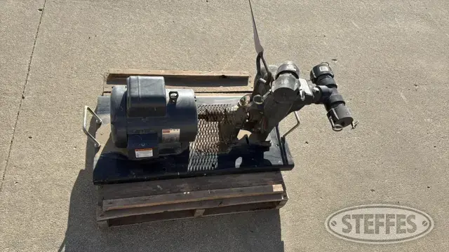 Banjo transfer pump