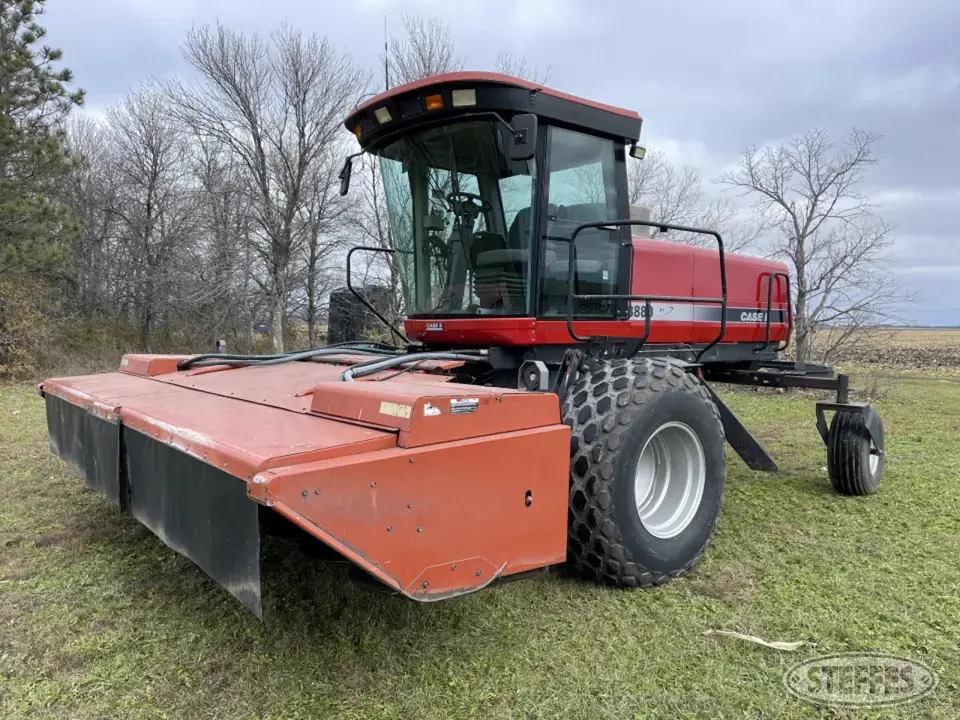 1999 Case IH 8880 Self-Propelled Windrower