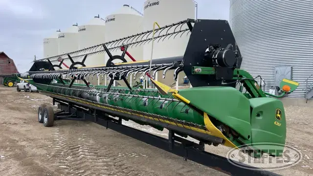 2016 John Deere 635F HydraFlex