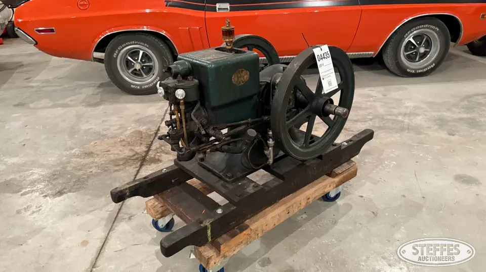 International stationary engine