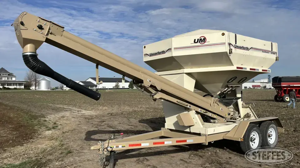 Unverferth 2750 Seed Runner Bulk Seed Tender Trailer