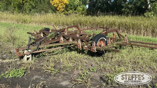Glencoe field cultivator