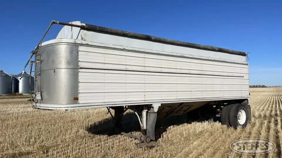 1956 Dorsey GC-18 Hopper Bottom Trailer
