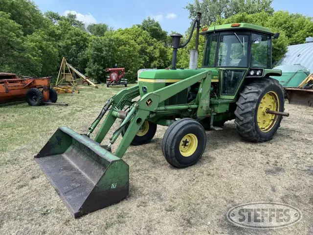 1974 John Deere 4230