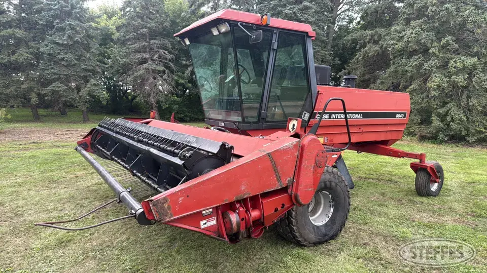 1995 Case IH 8840 Self-Propelled Swather