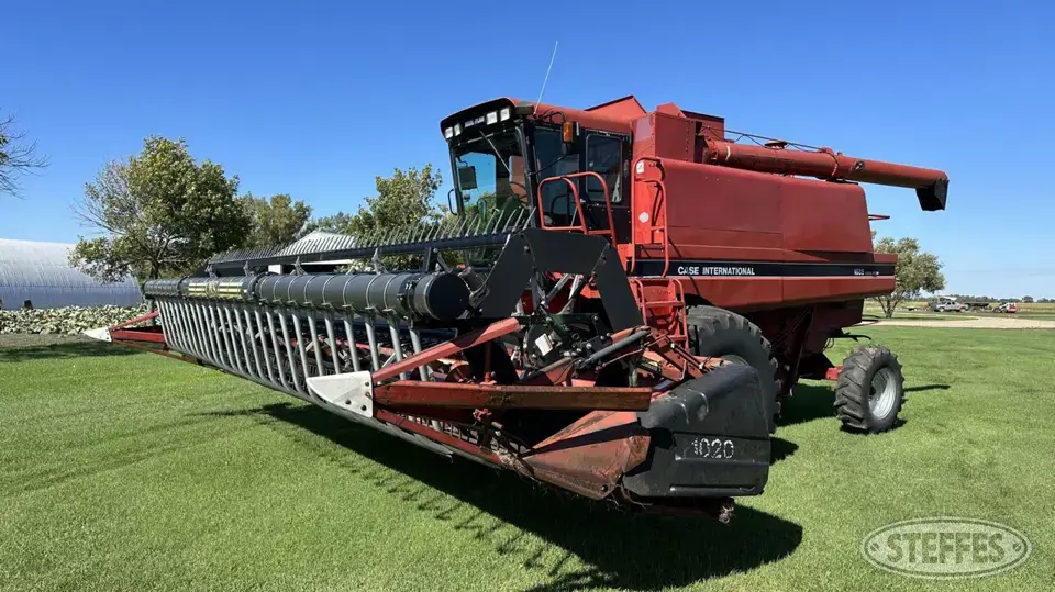 1993 Case IH 1688 Combine