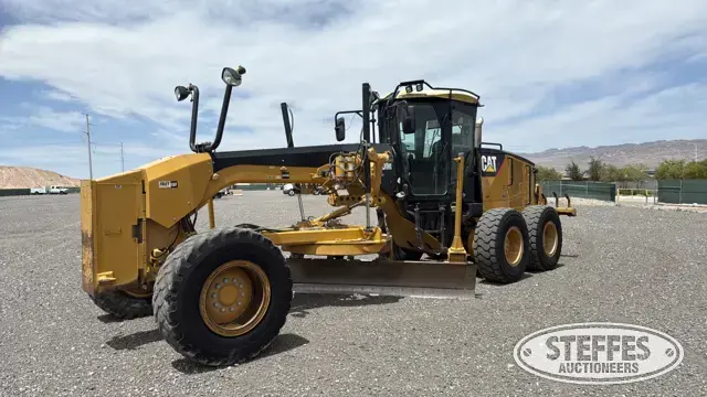 2010 CAT 160M