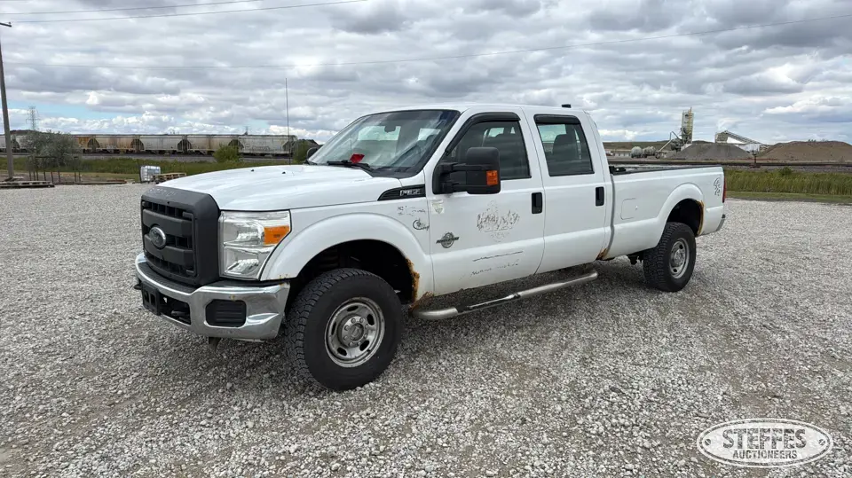 2013 Ford Super Duty F-350 XL 1 Ton Pickup