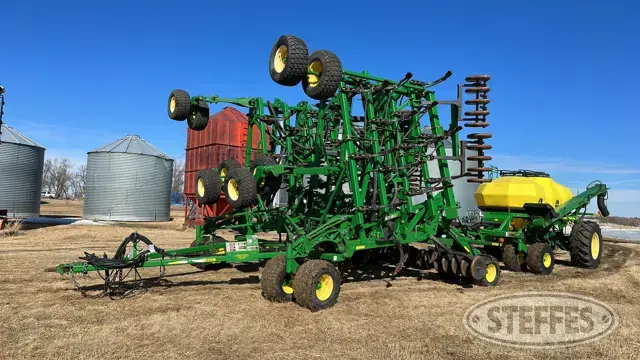 2011 John Deere 1830