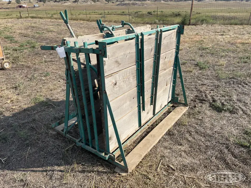 Johnson Squeeze Chute