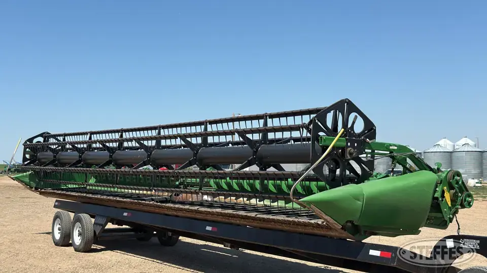2014 John Deere 635D Draper Head