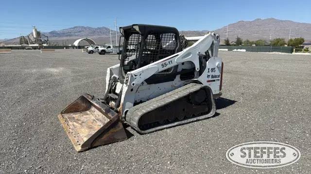 2011 Bobcat T770