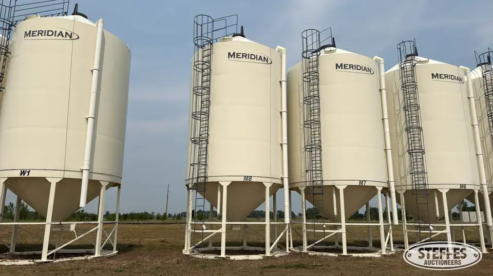 Meridian M1620-40 Hopper Bin