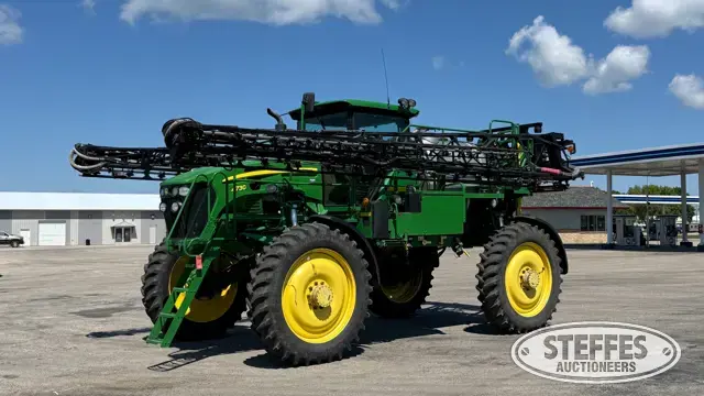 2013 John Deere 4730