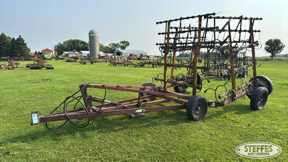 Lindsay multi-weeder Harrow