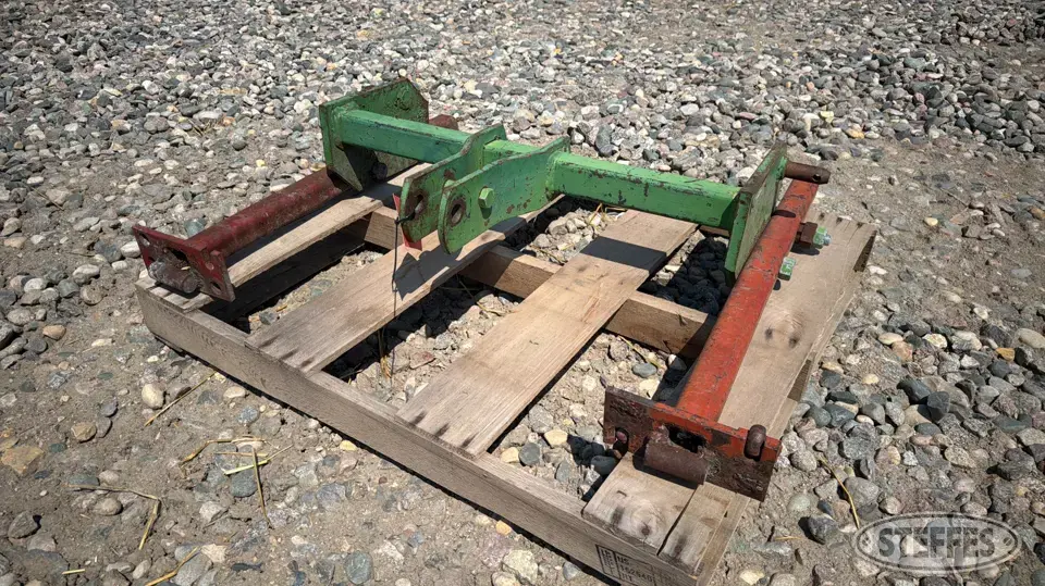 John Deere E055K hitch bracket/header mover Tractor Part