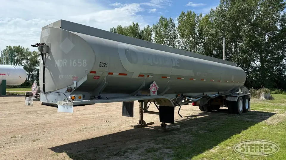 1979 Fruehauf Tank Trailer