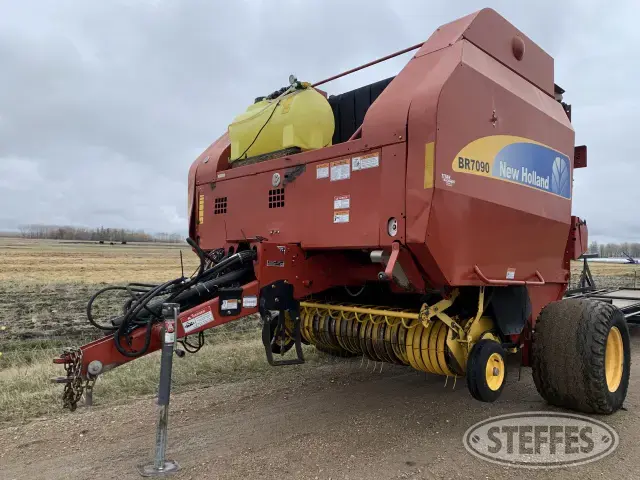 2008 New Holland BR7090