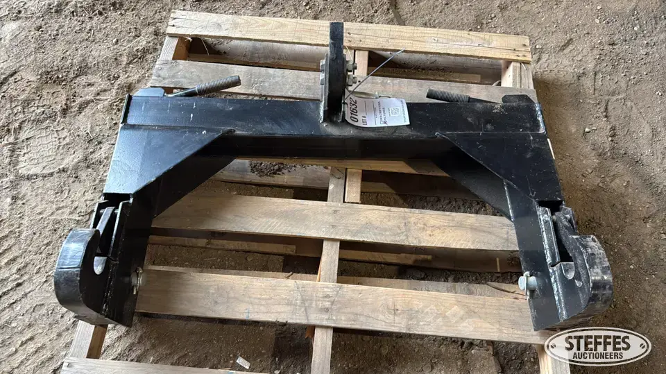 Nortrac Cat 2 quick hitch Tractor Part