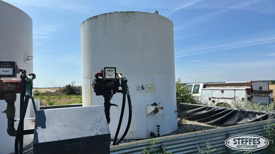 Fargo Tank Co. 8,500 gal. fuel tank