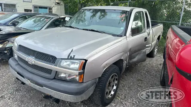 2005 Chevrolet Silverado 1500 LS