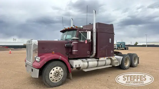 1985 Autocar AT