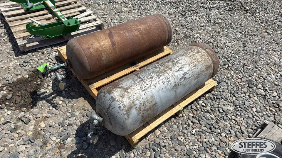 (2) 100 lb. LP tanks