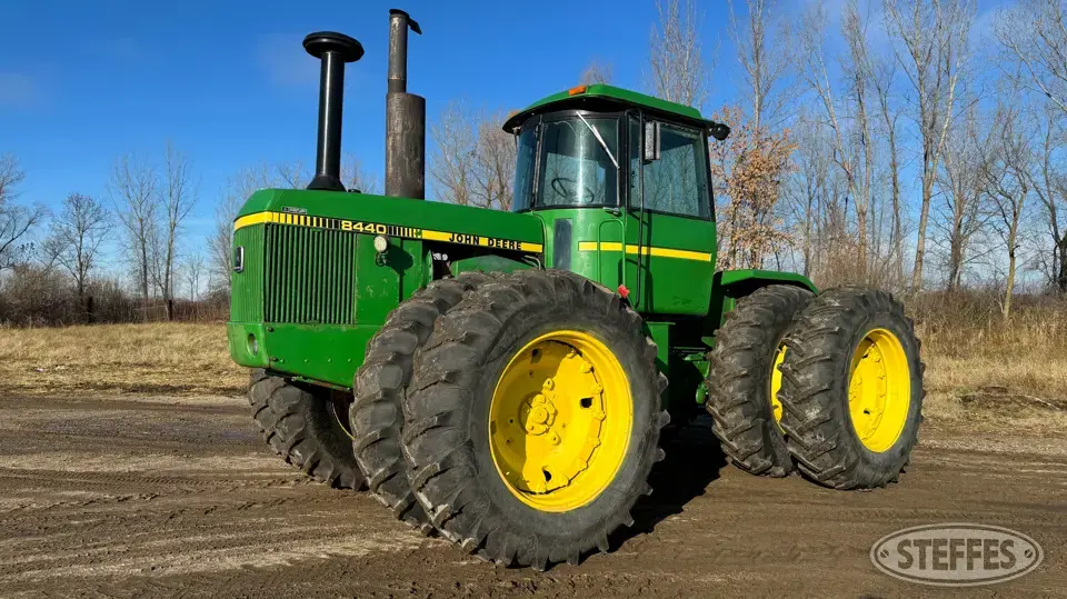 1980 John Deere 8440 4WD Tractor