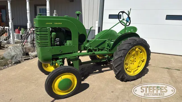 John Deere LA