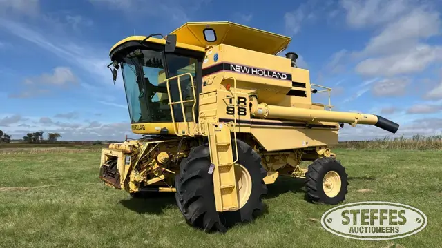 1997 New Holland TR98