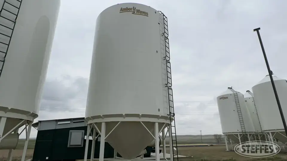 2016 Amber Waves 1640M Hopper Bin