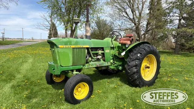 1961 John Deere 4010