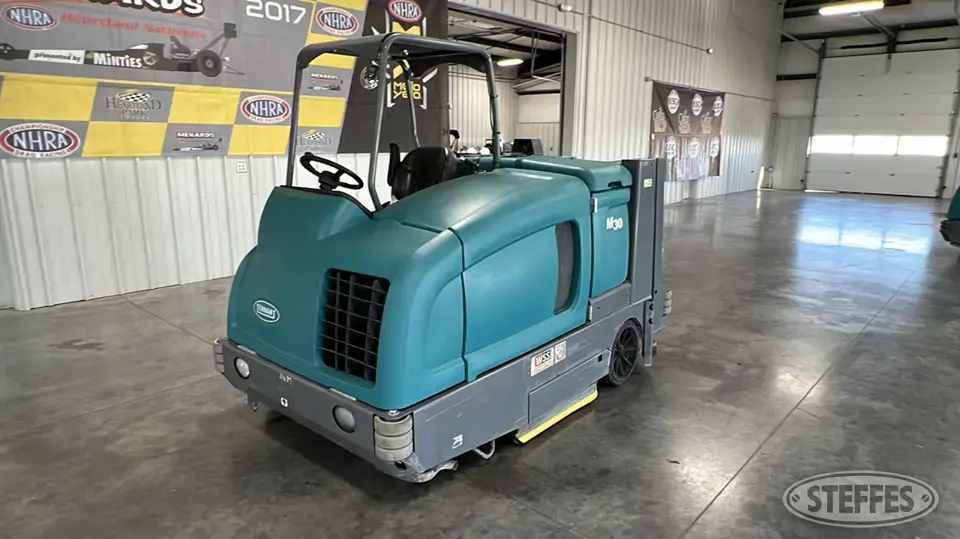 Tennant M30 Sweeper