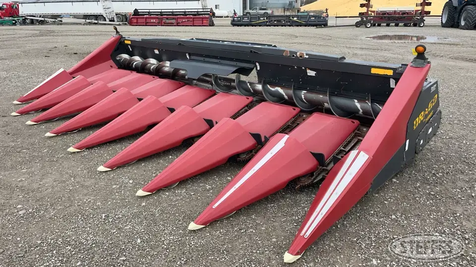 2011 Drago N8TR Corn Head