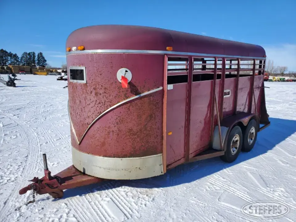 1992 Chaparral Bumper Livestock Trailer