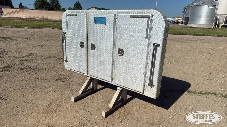 Merritt headache rack Truck-Trailer Part