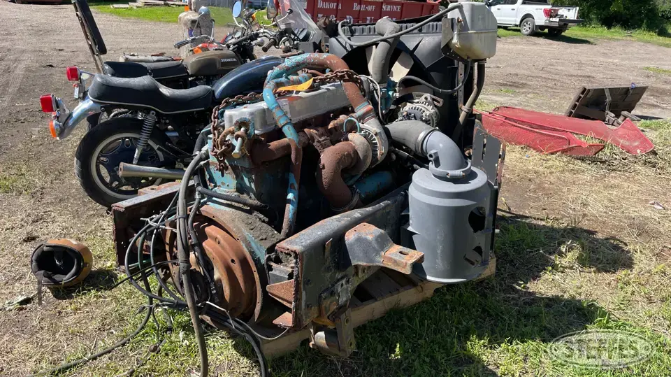 International DT-466 Truck-Trailer Part