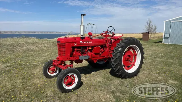 1951 Farmall H