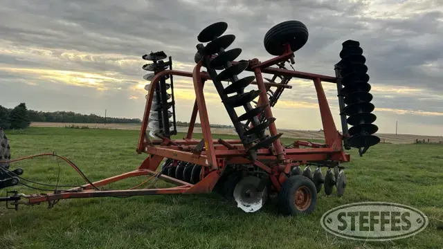 Allis-Chalmers 2500