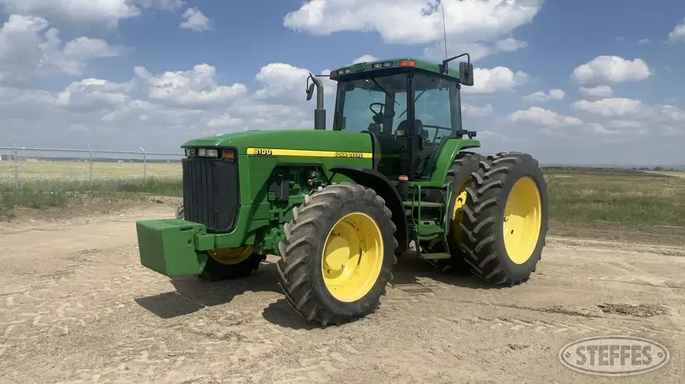 1997 John Deere 8100 MFWD Tractor