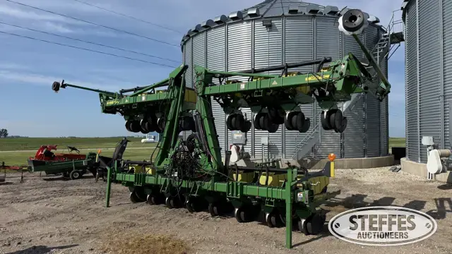 2001 John Deere 1720