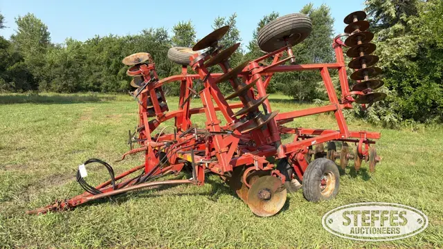 Massey Ferguson 820