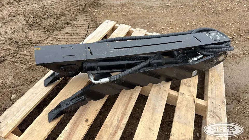 2025 Future J5T Excavator Attachment